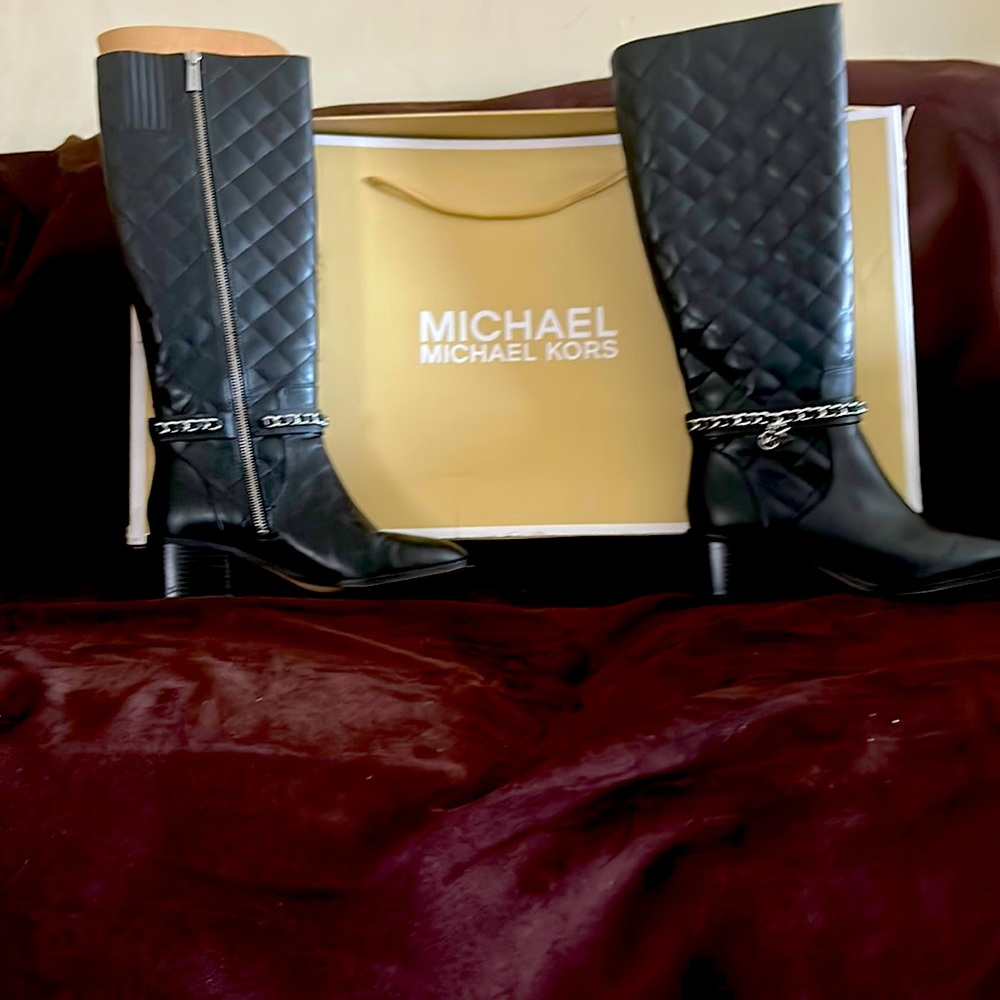 Michael Kors Black Elsa knee length boots, size 9 worn once -comes with box
